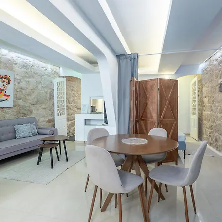 Loft By The River *